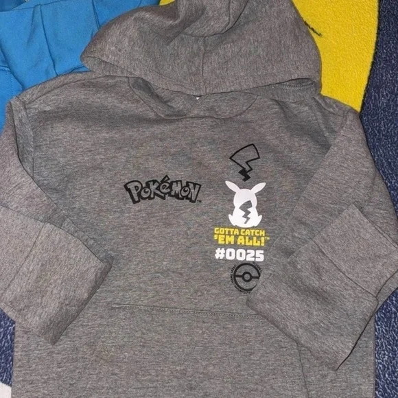 BNWOT Old Navy Licensed Hoodies - Picture 3 of 6